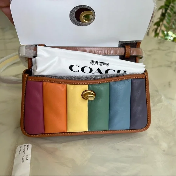 NWT Coach Turnlock Clutch 20 with Rainbow Quilting C4700    Leather Crossbody - Picture 13 of 16